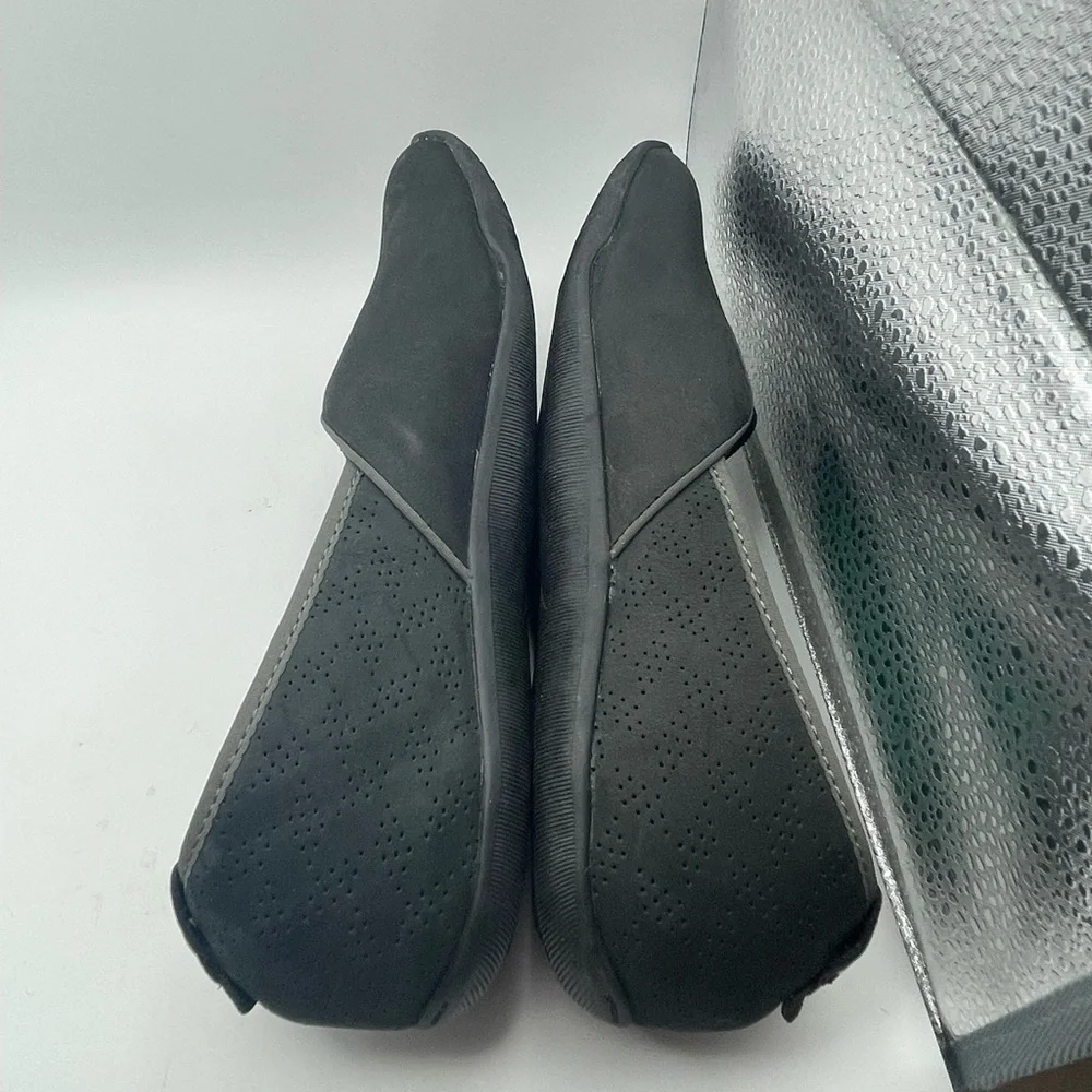 Teva Nimaya women’s black flats size 7